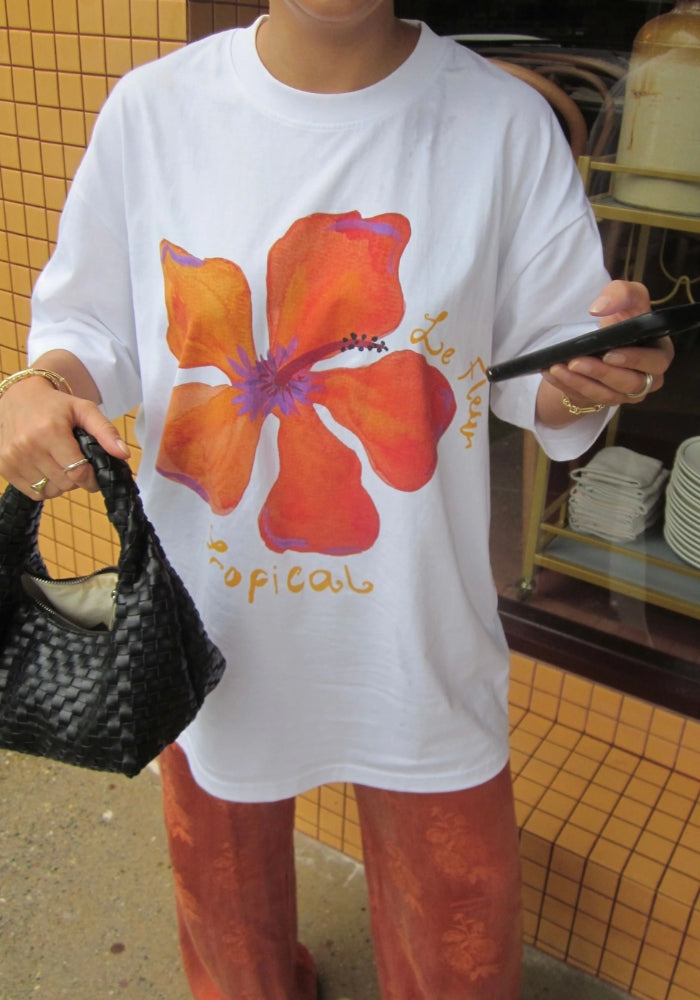 MAKU La Fleur Oversize Tee - White