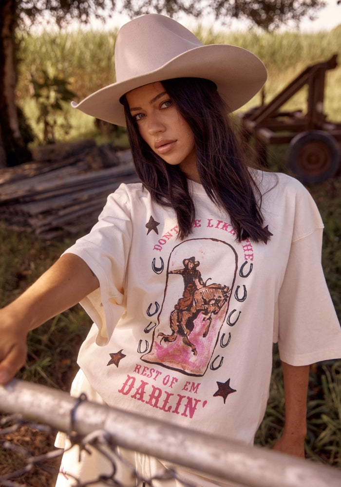 SABBI The Very Oversized Darlin Tee