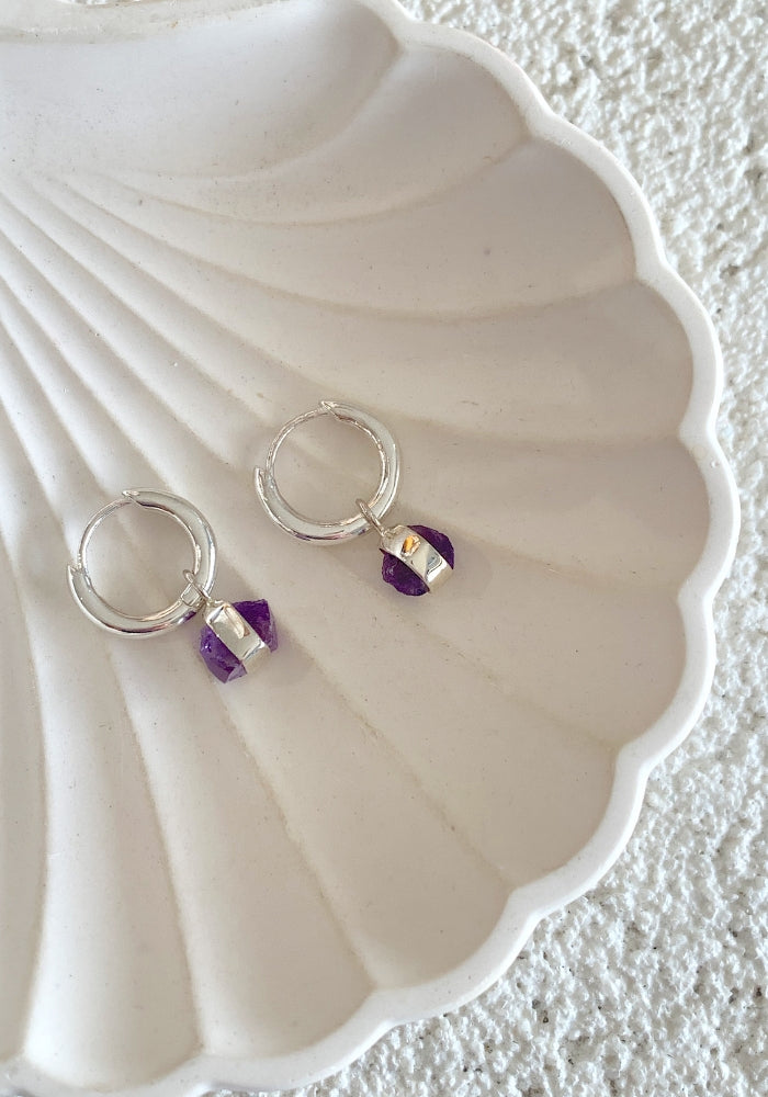 Tiger Frame Mini Rough Gem Hoop Earrings - Amethyst / Silver